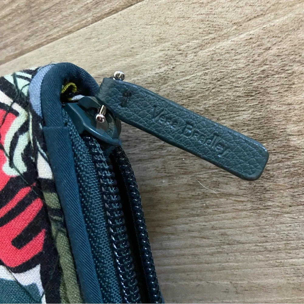3/$25 Vera Bradley Floral Wallet - Picture 5 of 9
